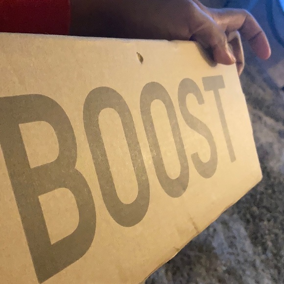 Yezzys 350 - Picture 3 of 5